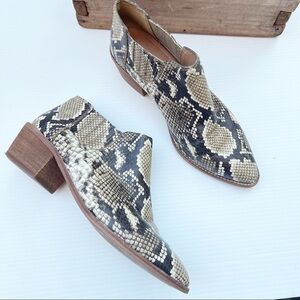 Madewell- Sonia Low Leather Snakeskin Printed Chelsea Boots- 8